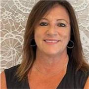 Avvicato civilista impartisce lezioni di diritto civike, contrattuale, societario, del lavoro, di famiglia